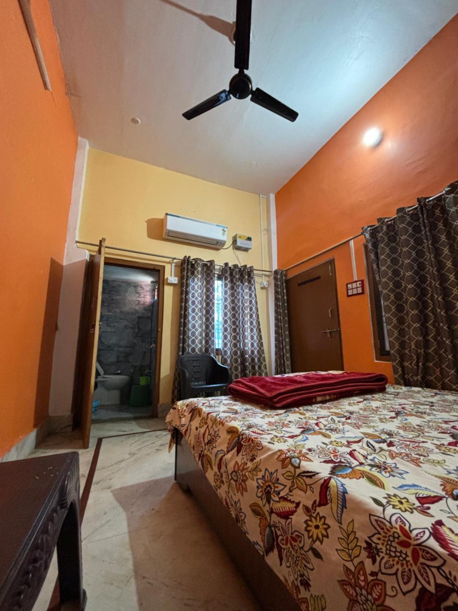 Shakuntala Guest House Ayodhya Exteriör bild